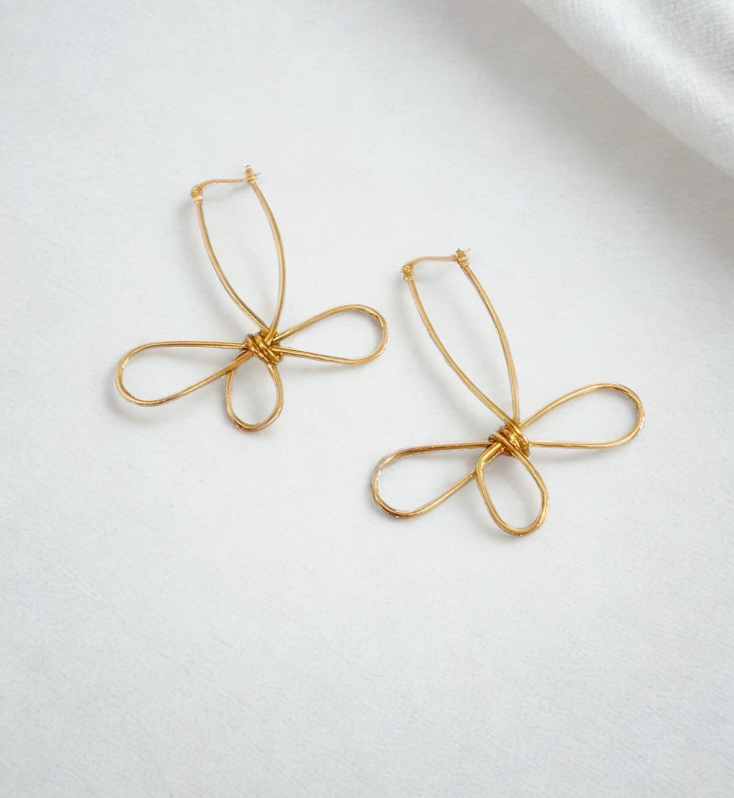 Boucles d’oreilles noeud papillon
