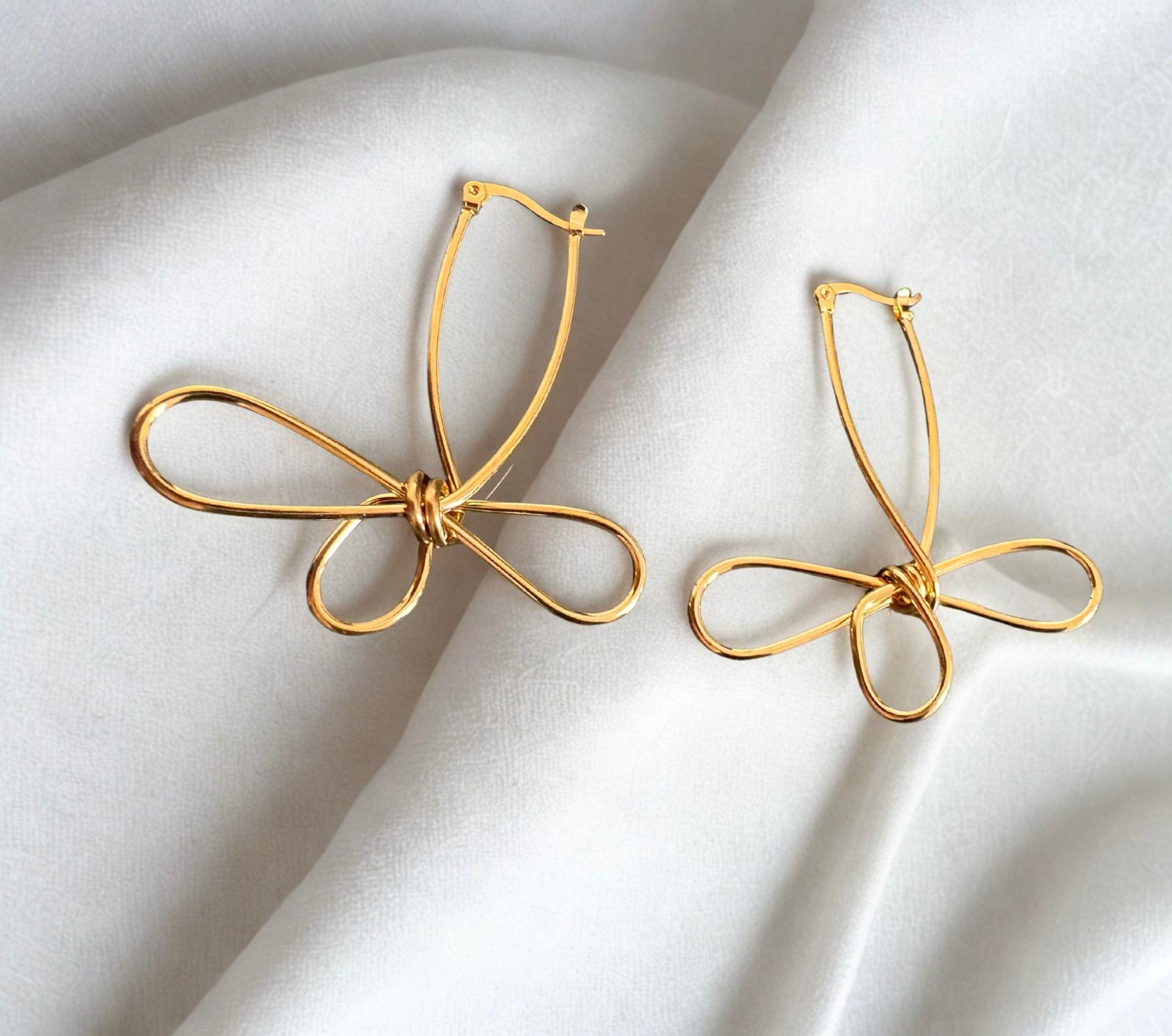 Boucles d’oreilles noeud papillon